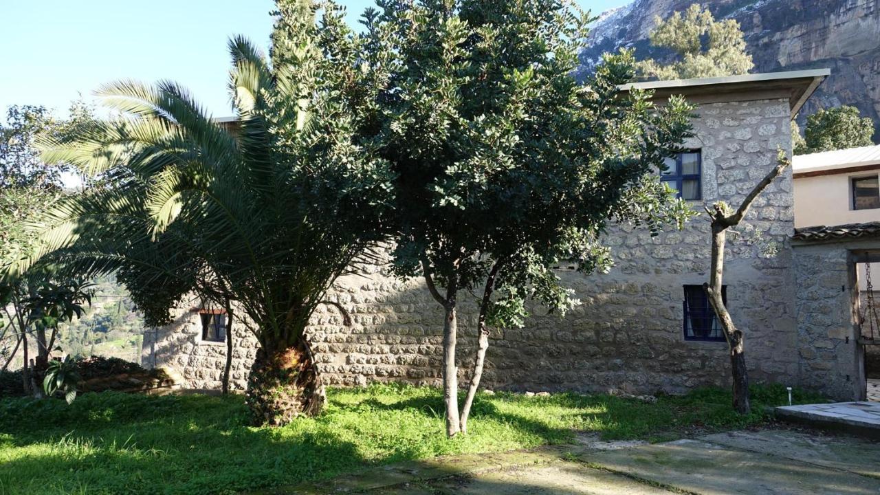 הוילה Aegae The Old Olive Mill House מראה חיצוני תמונה